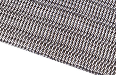 Filtračné technické drôtené tkaniny s keprovou pancierovou väzbou