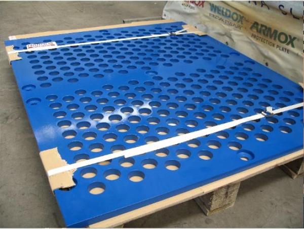 Sklzové a dopadové platne z materiálu Hardox 450